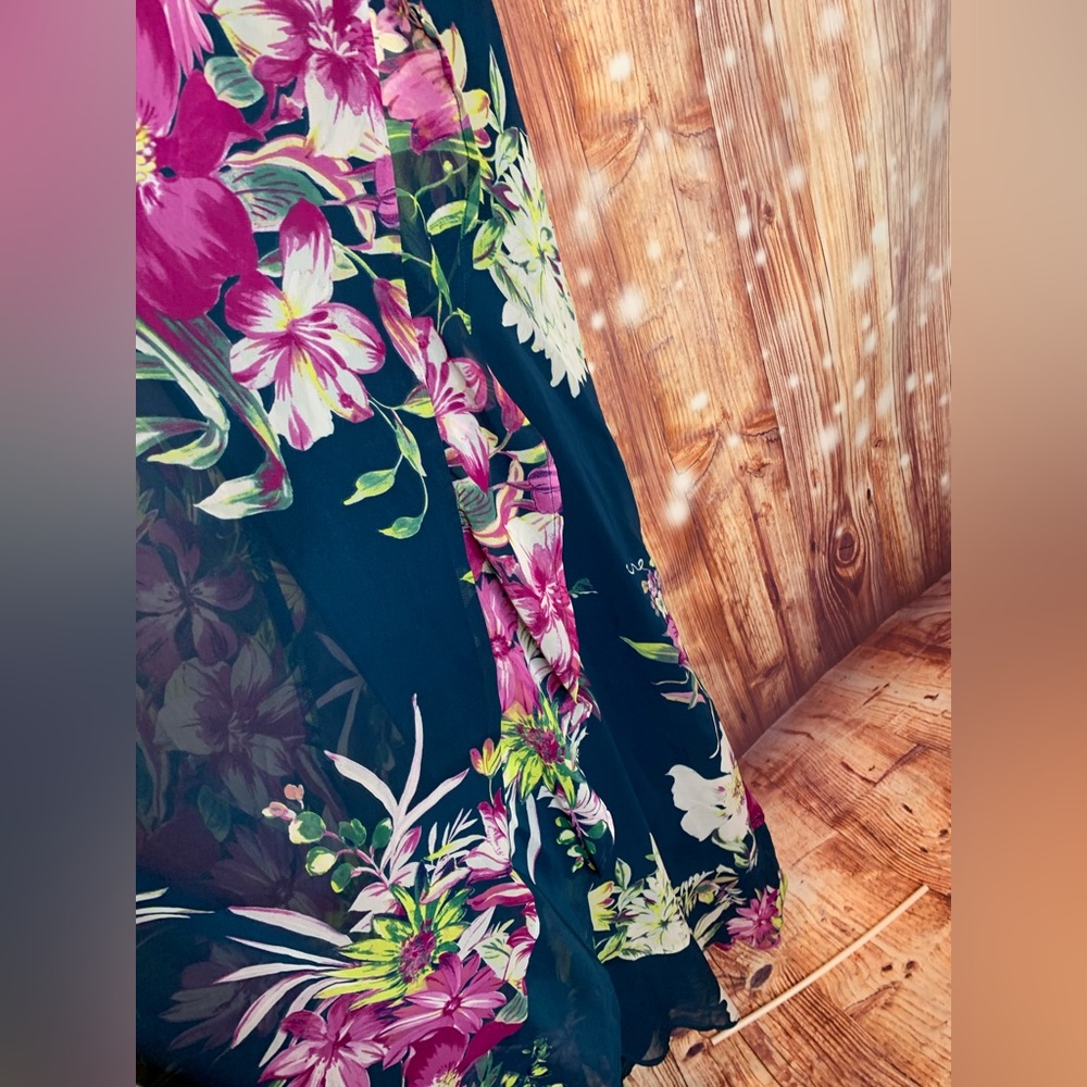 Lulus Maxi Dress Size Small Like New Teal Floral Print. Flows Beautifully. - Picture 10 of 11